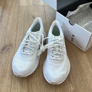 lululemon Blissfeel Running Shoe - size 8.5 - all white